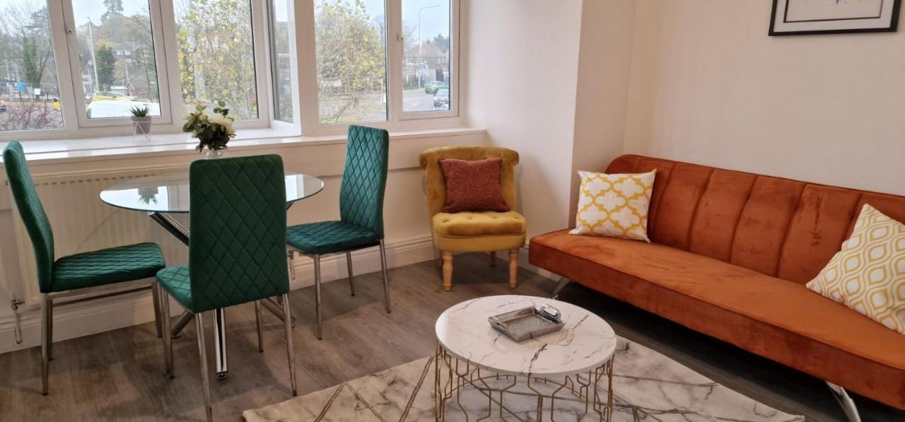 1 Bedroom Apartment - Flitwick - Contractor Friendly - Tourist Ready - Full Kitchen - Wifi - Smart Tv - Sofa Bed - Free Parking - Ideal For Short Or Long Stays Kültér fotó