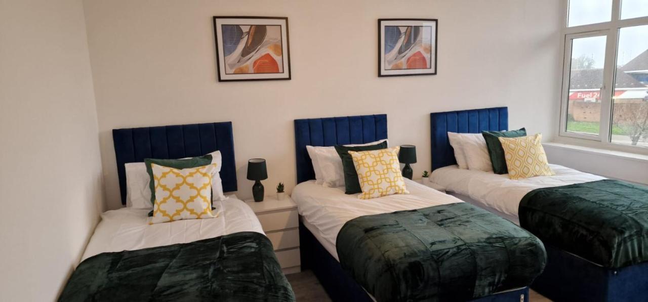 1 Bedroom Apartment - Flitwick - Contractor Friendly - Tourist Ready - Full Kitchen - Wifi - Smart Tv - Sofa Bed - Free Parking - Ideal For Short Or Long Stays Kültér fotó